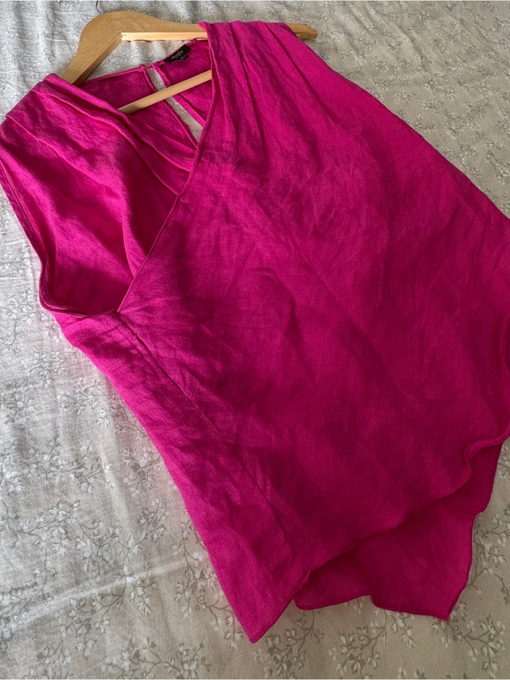 Massimo Dutti Sleeveless Wrap-Style Women’s Top in Fuchsia Pink - Picture 3 of 7